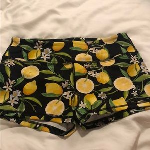 Nwot savage barbell lemon shorts